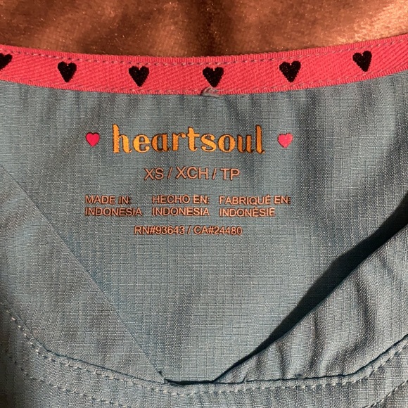 Scrub set - Picture 3 of 8